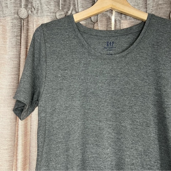 Gap Gray Short Sleeve Crew Neck Maternity Tee Shirt Size Large - Picture 3 of 11